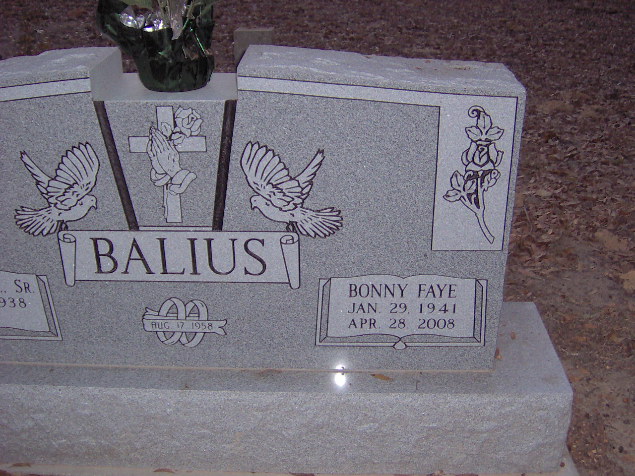 Headstone for Balius, Bonny Fae